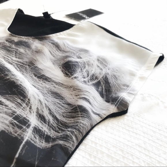 IVY BEAU BLACK WHITE PANELLED GRAPHIC SHORT TEE T-SHIRT TOP - Picture 8 of 10